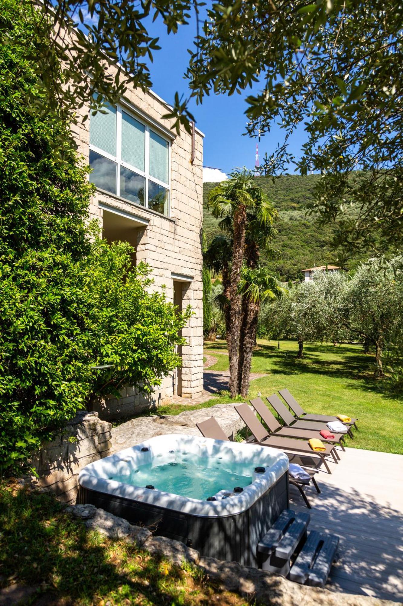 Lake House La Gemma Riva del Garda Exteriör bild